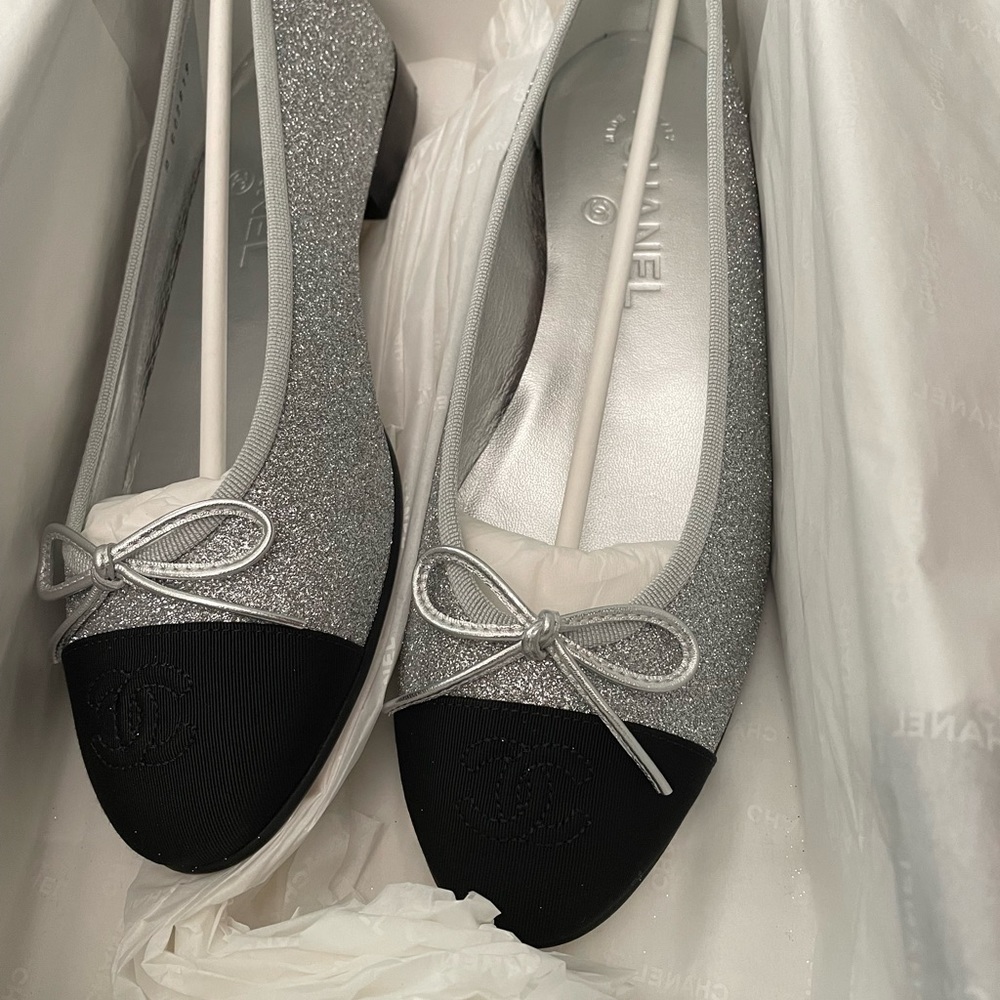 Authentic CHANEL glitter ballet flats